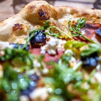 Craft Roots - Great crust - Bars Near Me - Morgan Hill, California