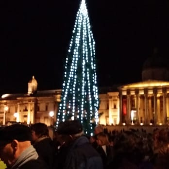 Trafalgar Square - Christmas in the square - Landmarks & Historical Buildings Near Me - London, XGL Trafalgar Square - Christmas in the square - Landmarks & Historical Buildings Near Me - London, XGL