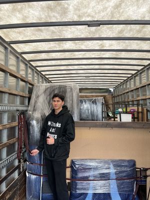 M-Trucks And Movers photo 5