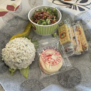 Chicken Salad Chick - Scoop Meal with Lauryn's Lemon Basil and Broccoli Salad - Chicken Shop Near Me - Austin, Texas Chicken Salad Chick - Scoop Meal with Lauryn's Lemon Basil and Broccoli Salad - Chicken Shop Near Me - Austin, Texas