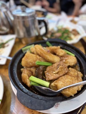 China Pavilion (Chifa Lung Wha) by null