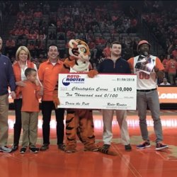 Roto-Rooter - Presenting the Drain the Putt winner with their $10,000 check in Clemson, SC at Littlejohn.