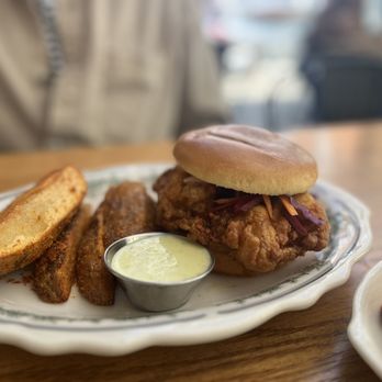 Haberdish - Chicken sandwich - Southern Near Me - Charlotte, North Carolina