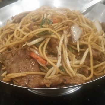 Inshou Cafe - Stir-Fried Spaghetti w/black pepper beef.....average and expensive. - Chinese Near Me - San Mateo, California