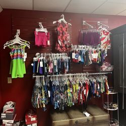 Red Shoe Dancewear Boutique - Gym wear