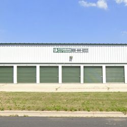 Fitchburg Self Storage - Beautiful and nice neighborhood in a convenient location.
