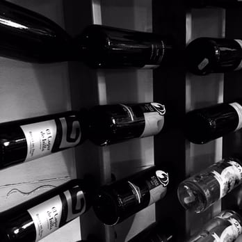 La Encantada - Interesante bodega con referencias novedosas - Tapas Bars Near Me - Madrid, M