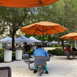 Jackson Memorial Foundation Green Market @ Alamo Park