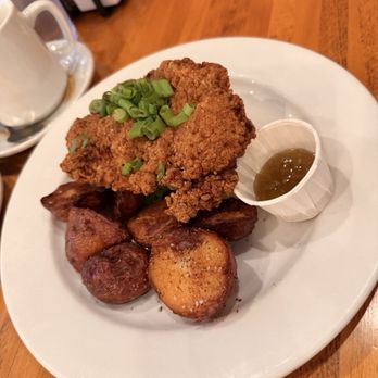 Phoebe's Diner - Fried Chicken Biscuit - Diners Near Me - Austin, Texas