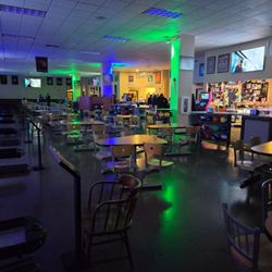 Lakeshore Lanes