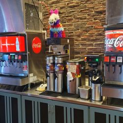 Reyna's Bar-B-Q - Drinks