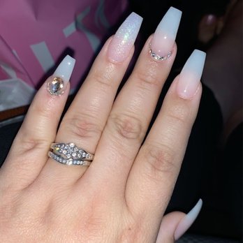 Luxury Day Spa - Full ombré set. - Massage Near Me - Gilroy, California Luxury Day Spa - Full ombré set. - Massage Near Me - Gilroy, California