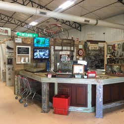 Piney River Antique Mall - Inside Counter