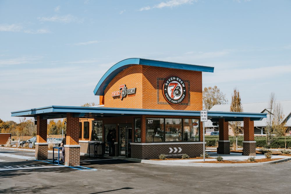 7 BREW COFFEE Updated October 2024 32 Photos & 35 Reviews 217 N