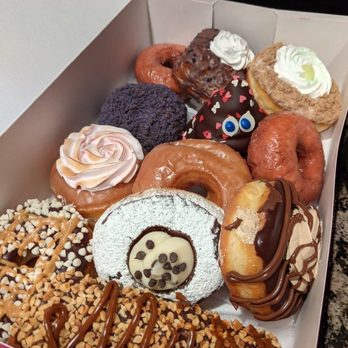 Pinkbox Doughnuts - Assorted including a valentines poop! - Donuts Near Me - Henderson, Nevada Pinkbox Doughnuts - Assorted including a valentines poop! - Donuts Near Me - Henderson, Nevada