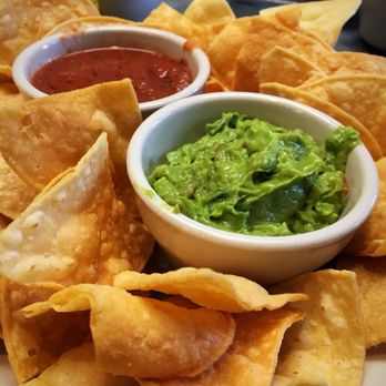 Sunset Grill - Guacamole and yummy spicy salsa - American Near Me - Fredericksburg, Texas
