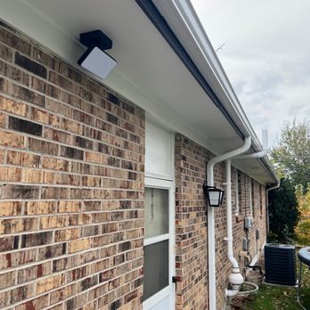 Dennis Electric - New flood light and back porch light for backyard, work and look amazing! - Electricians Near Me - Omaha, Nebraska