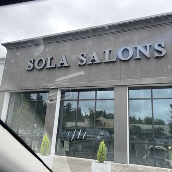 Gloss Salon Suite - The place you have to wait outside because all the salons are locked inside. So the gloss suite salon is inside - Hair Stylists Near Me - Wood Village, Oregon Gloss Salon Suite - The place you have to wait outside because all the salons are locked inside. So the gloss suite salon is inside - Hair Stylists Near Me - Wood Village, Oregon