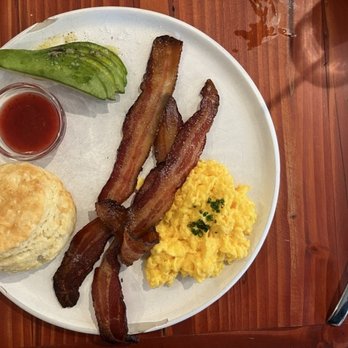 Stationæry - breakfast plate: chive scramble, baker's bacon, buttermilk biscuit, jam + avocado = $27 - Coffee & Tea Near Me - Carmel-by-the-Sea, California