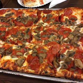 Donatello's Restaurant - Half tray of pepperoni and mushroom pizza. Excellent and very, very tasty. - Pizza Near Me - Niagara Falls, New York