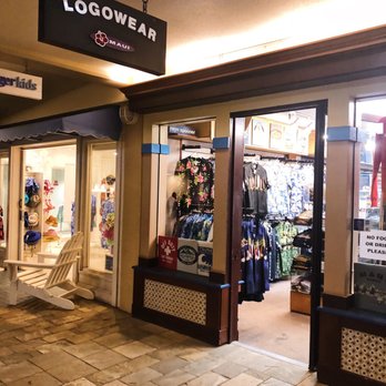 Lani's Logowear Maui - Entrance - Customized Merchandise Near Me - Lahaina, Hawaii Lani's Logowear Maui - Entrance - Customized Merchandise Near Me - Lahaina, Hawaii