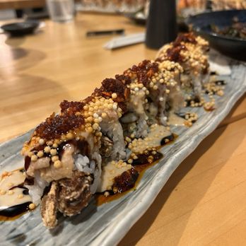 Umi Sushi - Hamachi roll - Sushi Bars Near Me - Wailuku, Hawaii Umi Sushi - Hamachi roll - Sushi Bars Near Me - Wailuku, Hawaii