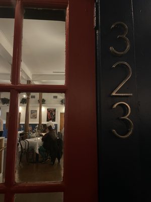 Tonti's Cocktail Bar & Bistro by null