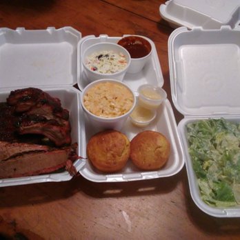 Hog Wild Bar-B-Que - Hangtown Special - 3 meats,  sides and corn bread. - Barbeque Near Me - Placerville, California