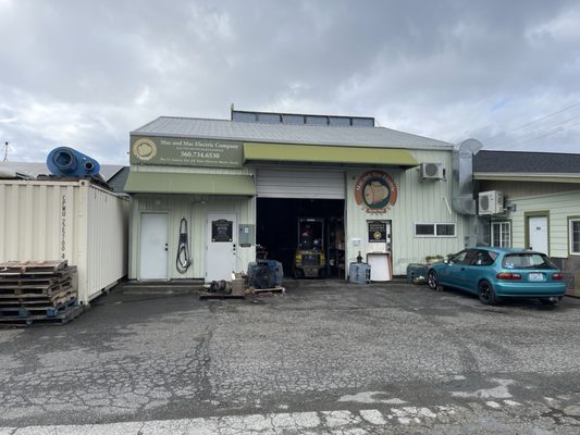 Mac and Mac Electric Company