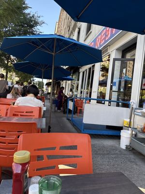 Tom's Restaurant by null