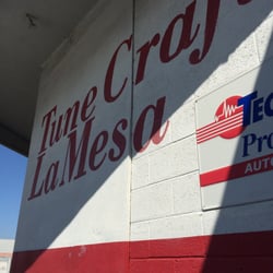 Tune Craft La Mesa - Sitting in the shade below the sign. Nice little breeze!