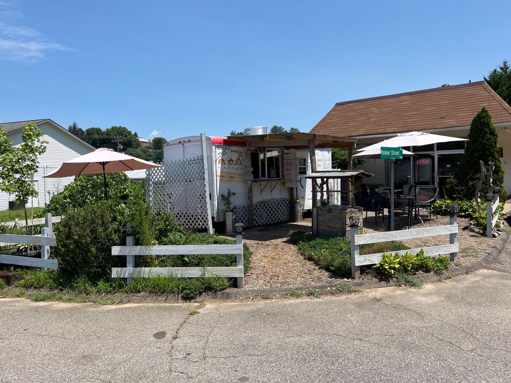 Taqueria Tres Amigos