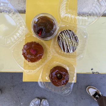 Friendly Donuts - Donuts Near Me - Orange, California Friendly Donuts - Donuts Near Me - Orange, California