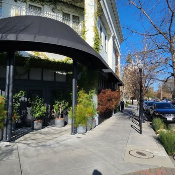 SingleThread Restaurant & Inn - New American Near Me - Healdsburg, California