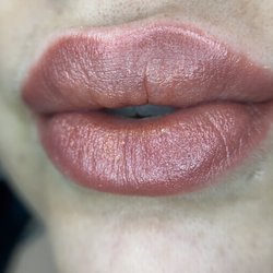 G. Marie’s Aesthetics  - Lip blush