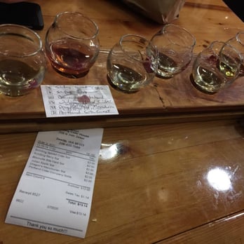 Schilling Cider House - Make your own flight - Bars Near Me - Seattle, Washington