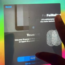 Brown Derby Super Store - Proof of failing Touch ID. This is due to the screen not being put on properly.