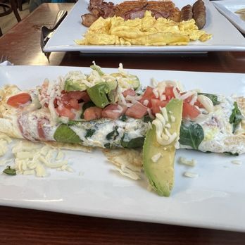 Scarlet 158 Restaurant - Egg White Omelette - Breakfast & Brunch Near Me - New Brunswick, New Jersey