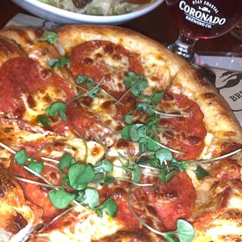 Coronado Brewing - Pepperoni Pizza- Pepperoni, mozzarella, basil -Salad Mermaid's Red Ale - Brewpubs Near Me - Coronado, California Coronado Brewing - Pepperoni Pizza- Pepperoni, mozzarella, basil -Salad Mermaid's Red Ale - Brewpubs Near Me - Coronado, California