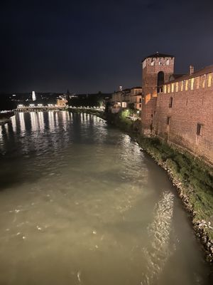 Castelvecchio Bridge by null