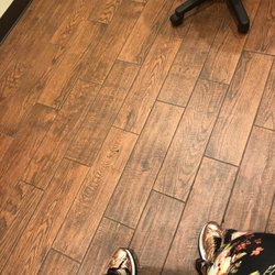 Mercy West Urgent Care - Clean floors