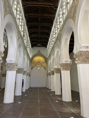 Sinagoga de Santa María La Blanca by null