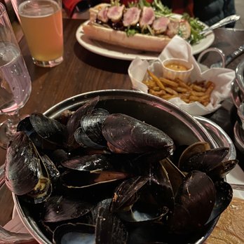 Monk's Cafe - Thai Curry Mussels - Pubs Near Me - Philadelphia, Pennsylvania Monk's Cafe - Thai Curry Mussels - Pubs Near Me - Philadelphia, Pennsylvania