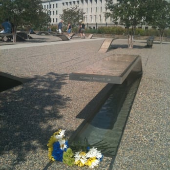 Pentagon Memorial - Landmarks & Historical Buildings Near Me - Arlington, Virginia Pentagon Memorial - Landmarks & Historical Buildings Near Me - Arlington, Virginia