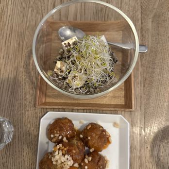 Jium - Tofu salad & ddak gang jung - Korean Near Me - Paris, 75 Jium - Tofu salad & ddak gang jung - Korean Near Me - Paris, 75