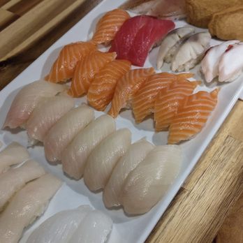 The Parlor Sushi - Nigiri (bottom right to top) squid, escolar, yellowtail, salmon, octopus, mackerel, tuna, inaro, albacore - Sushi Bars Near Me - Montclair, California The Parlor Sushi - Nigiri (bottom right to top) squid, escolar, yellowtail, salmon, octopus, mackerel, tuna, inaro, albacore - Sushi Bars Near Me - Montclair, California