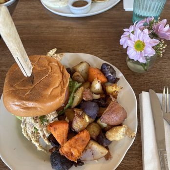 Darla Cafe - Softie Sandwich with Potatoes - Asian Fusion Near Me - Saratoga, California Darla Cafe - Softie Sandwich with Potatoes - Asian Fusion Near Me - Saratoga, California