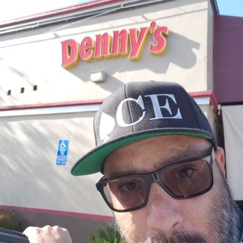 Denny's - Me - Diners Near Me - Irvine, California
