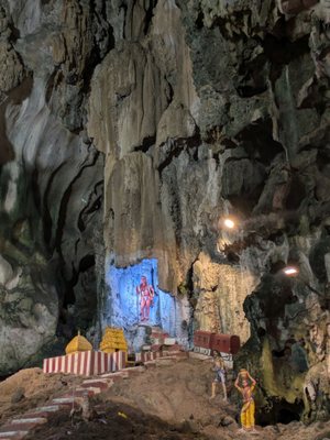 Batu Caves by null