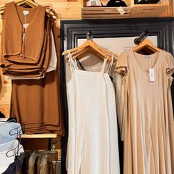 Shop Après Surf for the latest Rhythm women's clothing--perfect for adding some laid-back style to your wardrobe!